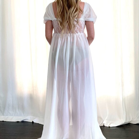 Jules Maternity Gown - Picture 2 of 3